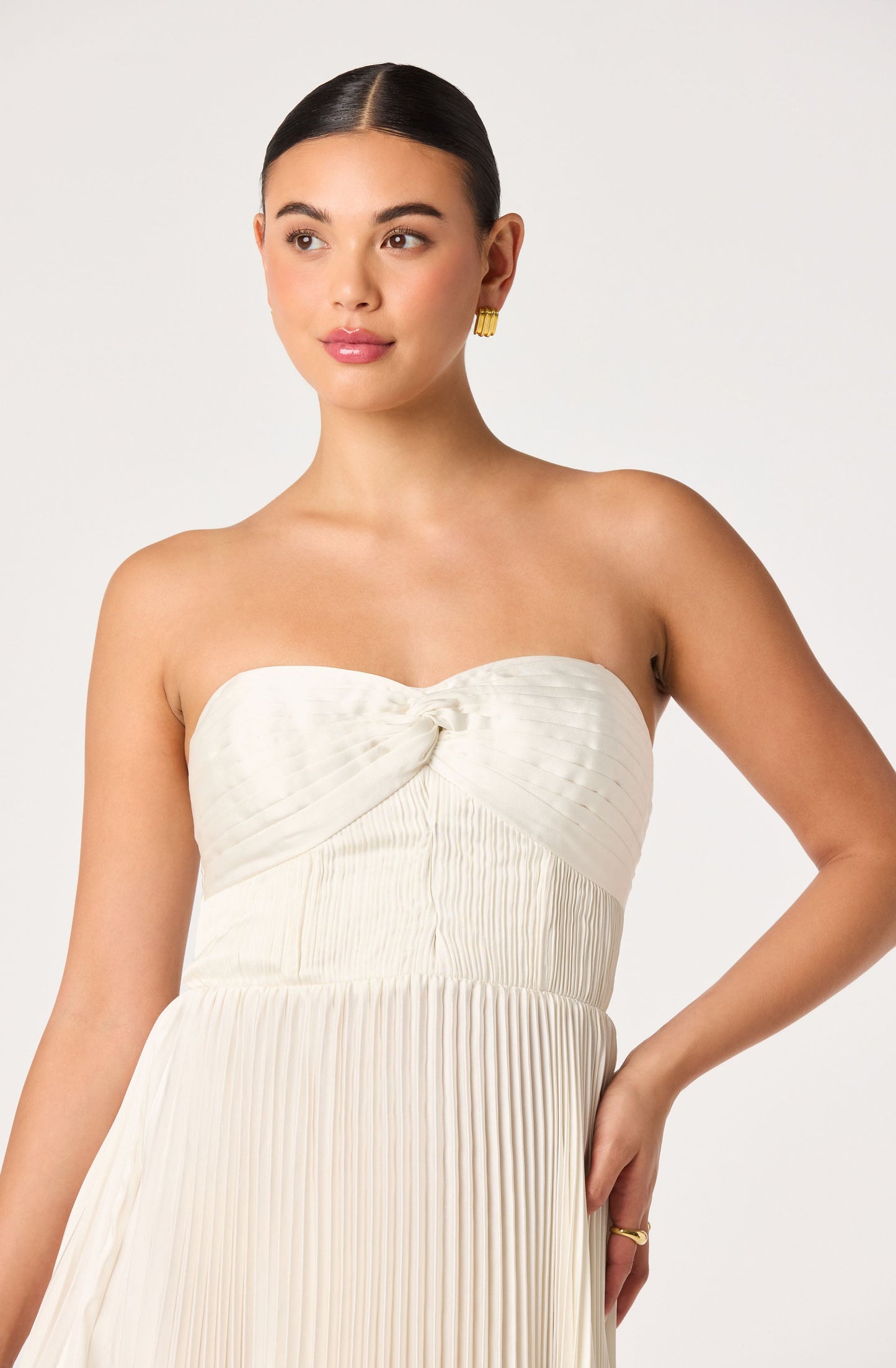 Ascella Sweetheart Pleated Midi Dress
