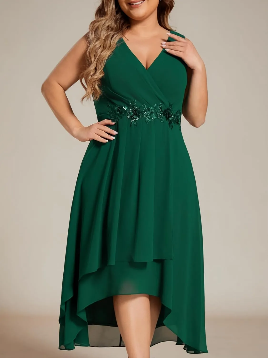 Ever-Pretty Plus Women's V Neck Applique Chiffon Pleated Sleeveless Midi Plus Size Cocktail Party Dresses