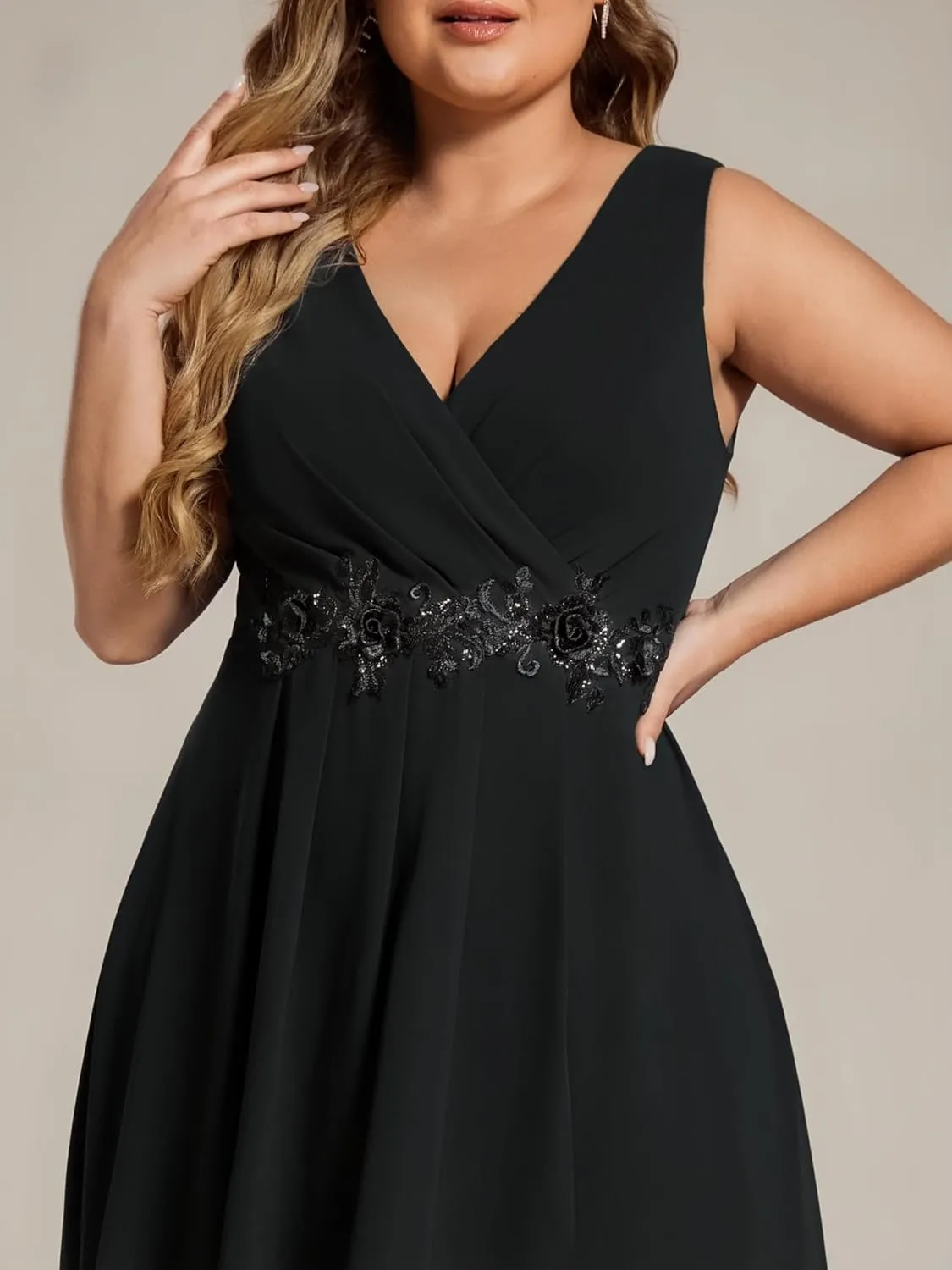 Ever-Pretty Plus Women's V Neck Applique Chiffon Pleated Sleeveless Midi Plus Size Cocktail Party Dresses