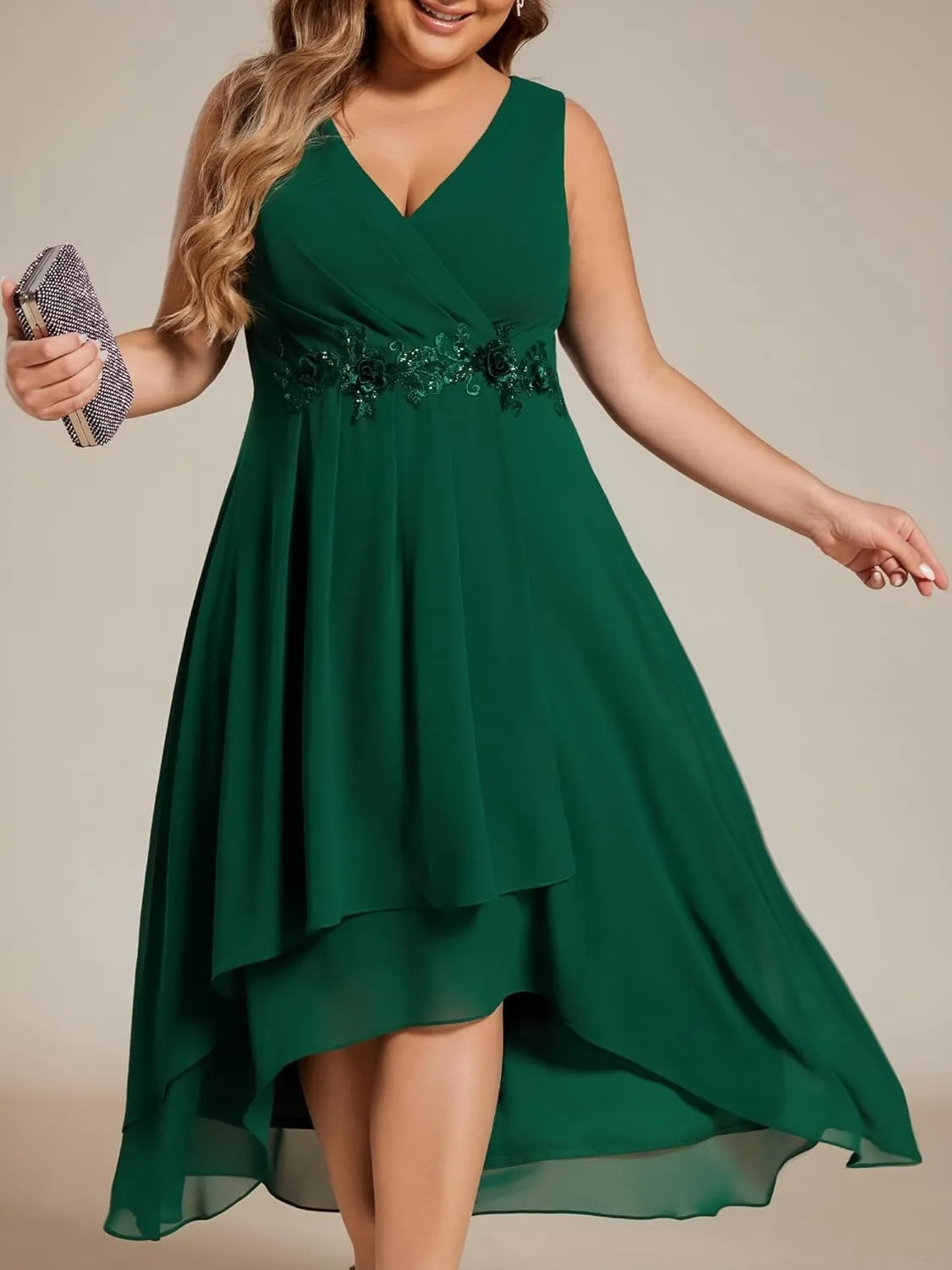 Ever-Pretty Plus Women's V Neck Applique Chiffon Pleated Sleeveless Midi Plus Size Cocktail Party Dresses