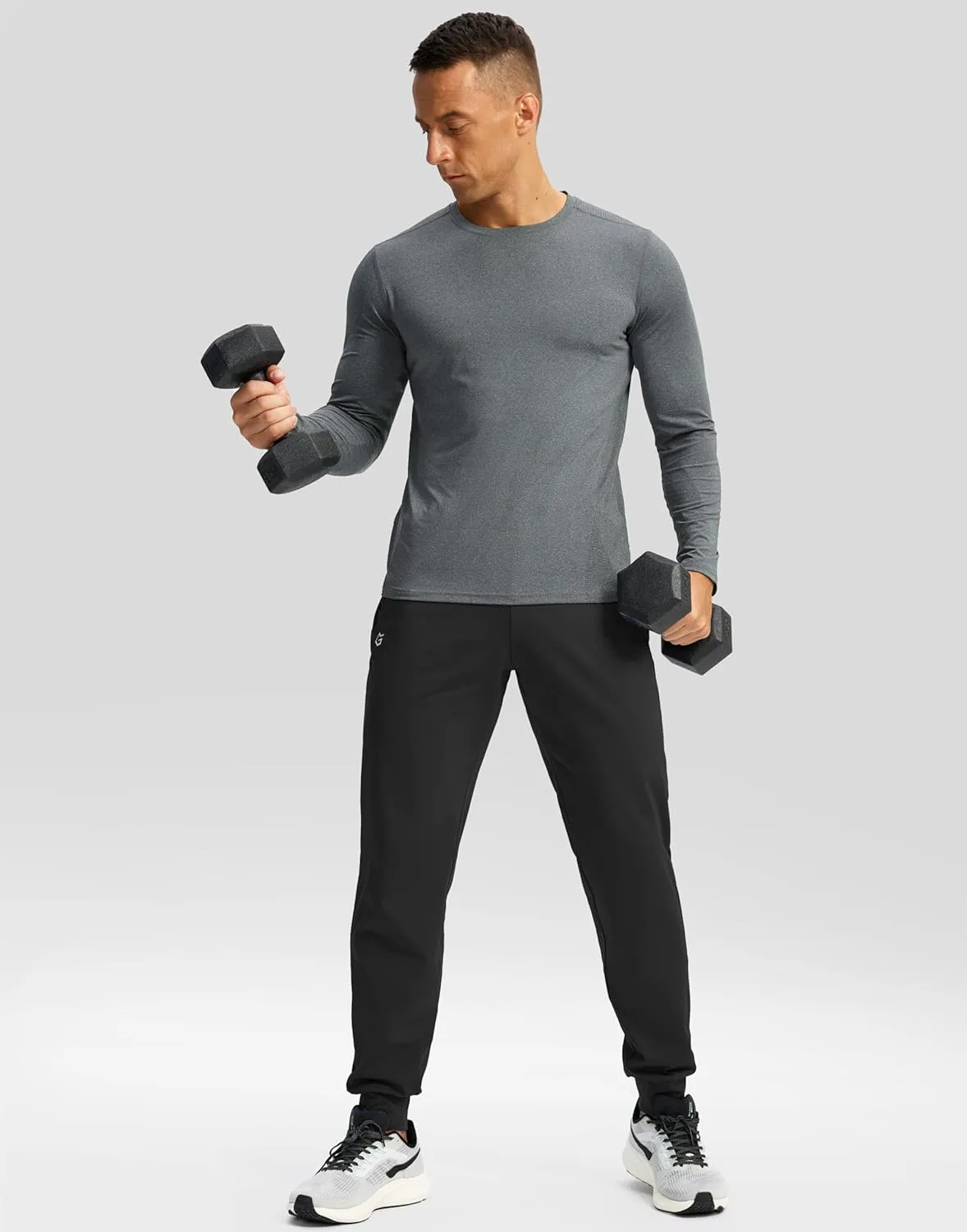 G Gradual Men's Fleece Joggers with Zipper Pockets Winter Warm Pants Water Resistant Athletic Workout Gym Sweatpants for Men