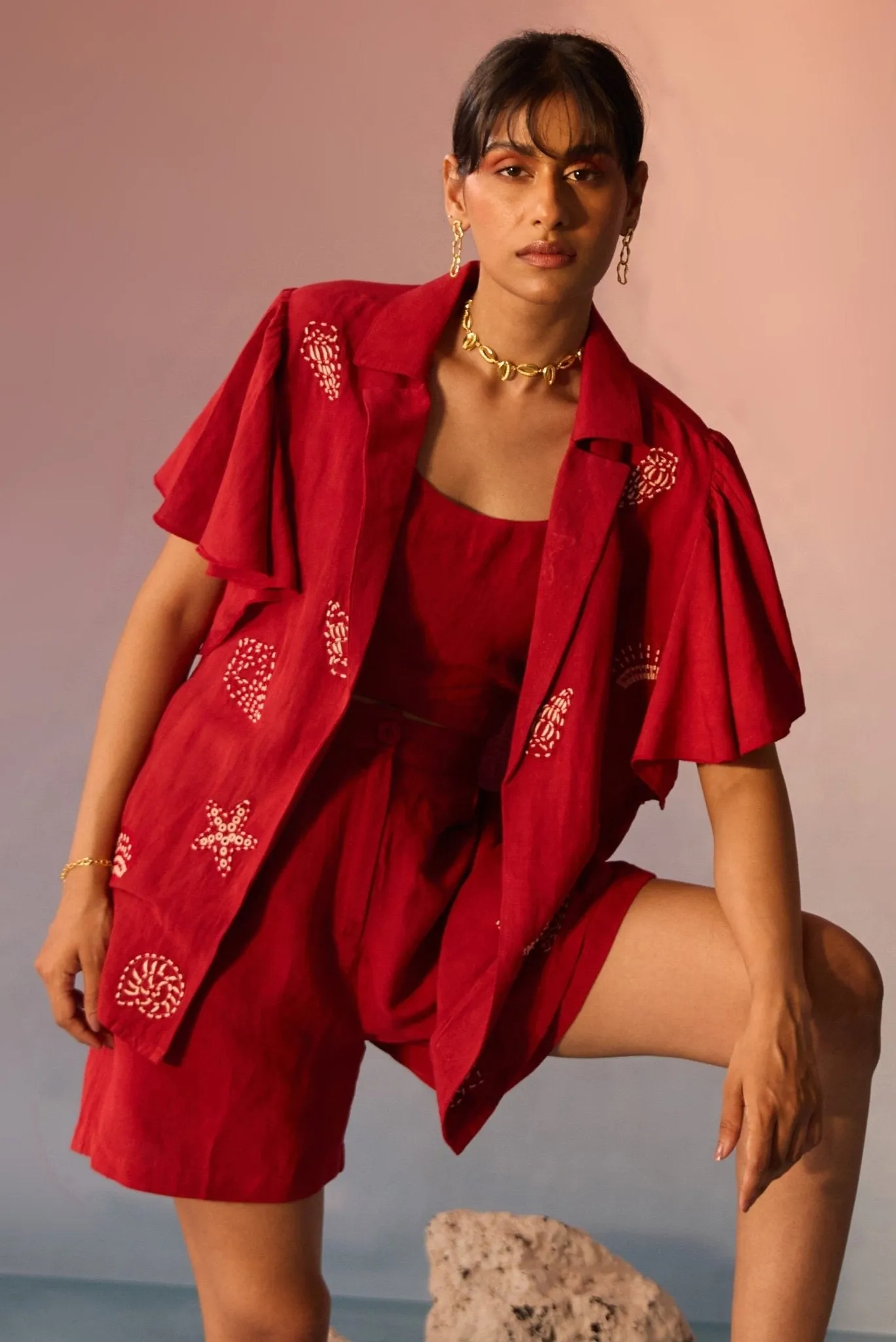 Shell Embroidery Shirt