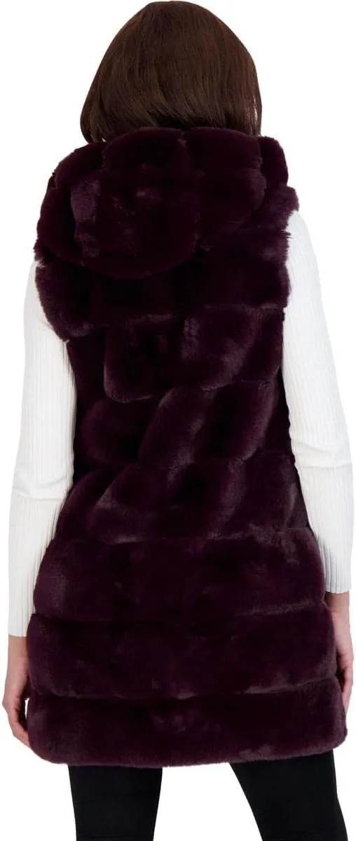 VIA SPIGA Women's Grooved Faux Fur Hooded Vest