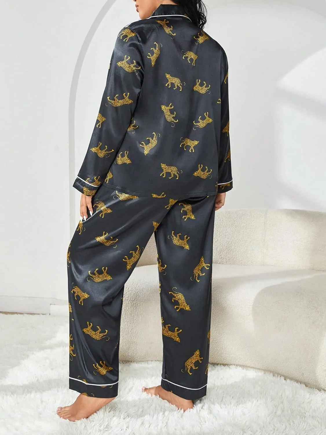 WDIRARA Women's Plus Size 2 Piece Satin Pajama Set Leopard Animal Print Long Sleeve Button Shirt and Pants Sleepwear