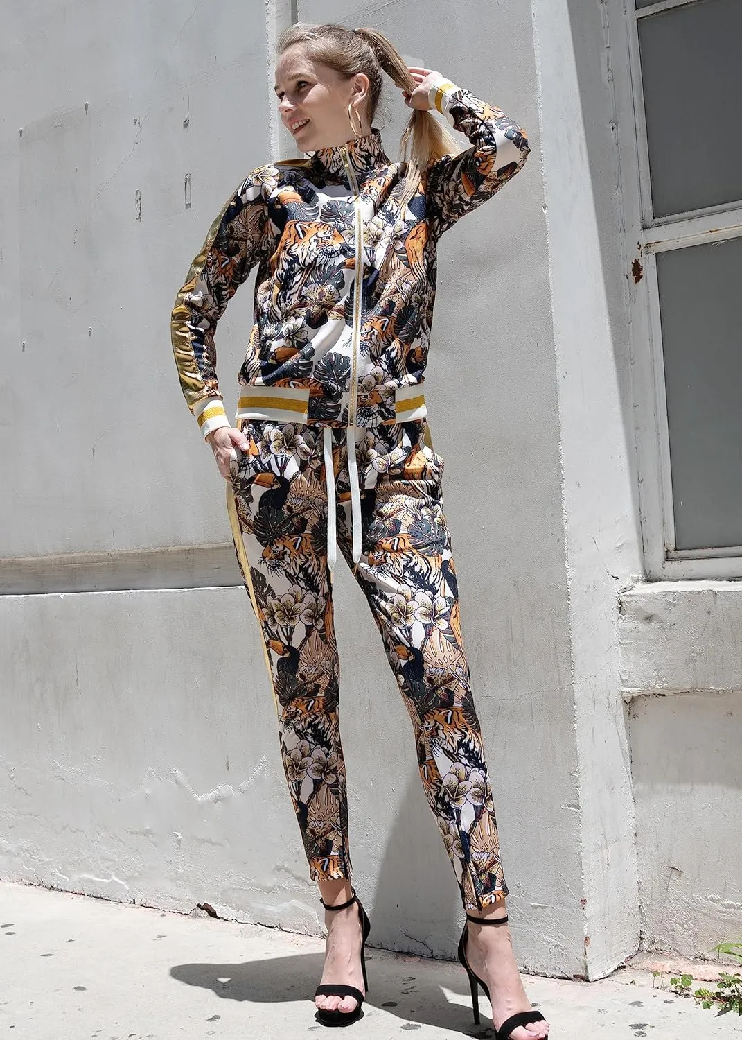 Women's 2 Piece Tracksuit Set - Long Sleeve Sweatshirts and Sweat Pants