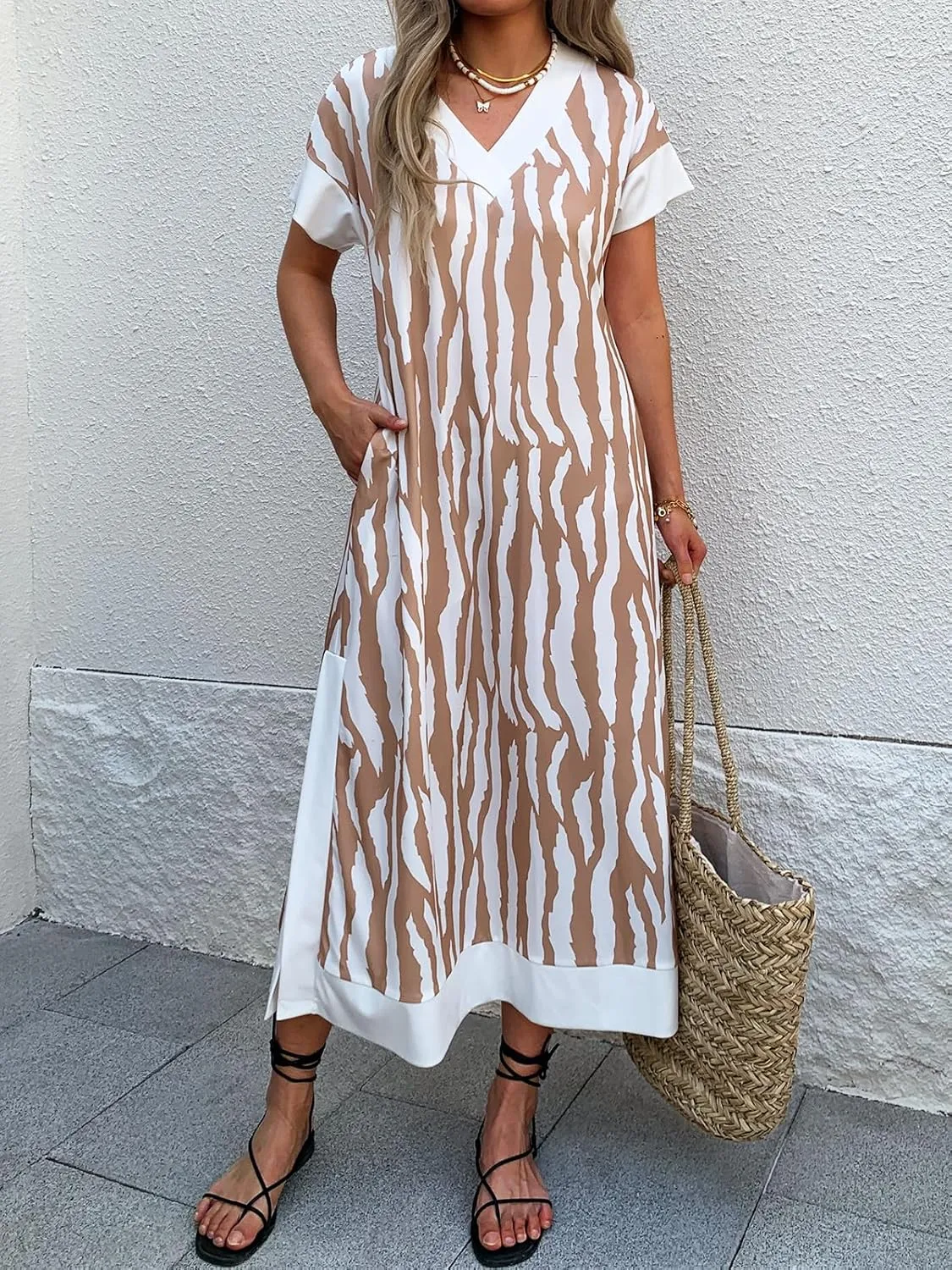 Women's V-Neck Animal Print Maxi Dress with Pockets Short Sleeve Loose Fit Casual Summer Vacation Outdoor Wear