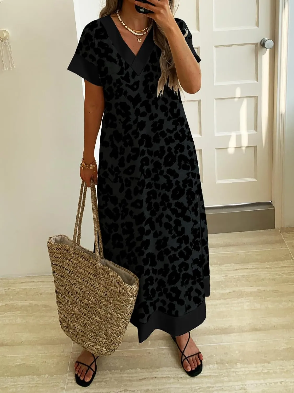 Women's V-Neck Animal Print Maxi Dress with Pockets Short Sleeve Loose Fit Casual Summer Vacation Outdoor Wear