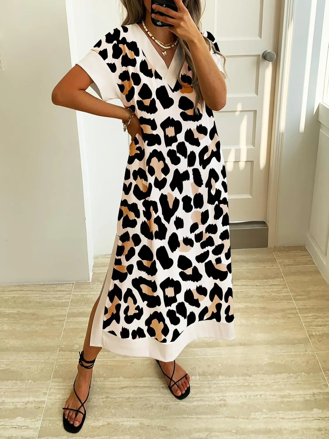 Women's V-Neck Animal Print Maxi Dress with Pockets Short Sleeve Loose Fit Casual Summer Vacation Outdoor Wear