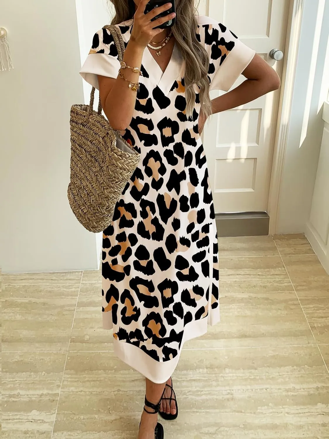 Women's V-Neck Animal Print Maxi Dress with Pockets Short Sleeve Loose Fit Casual Summer Vacation Outdoor Wear